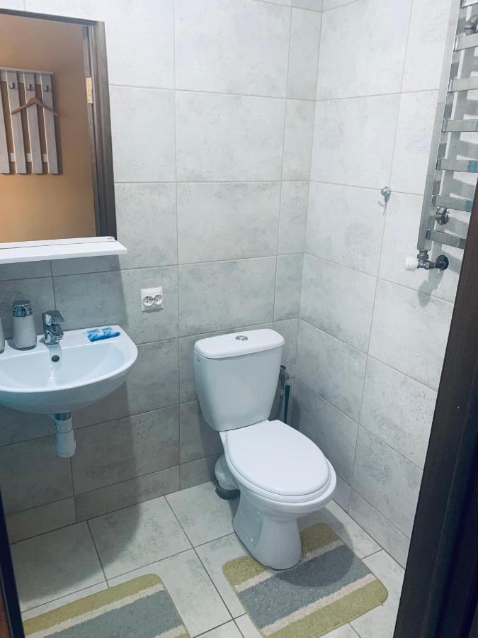 Euro Hotel Hostel Kovelʼ エクステリア 写真
